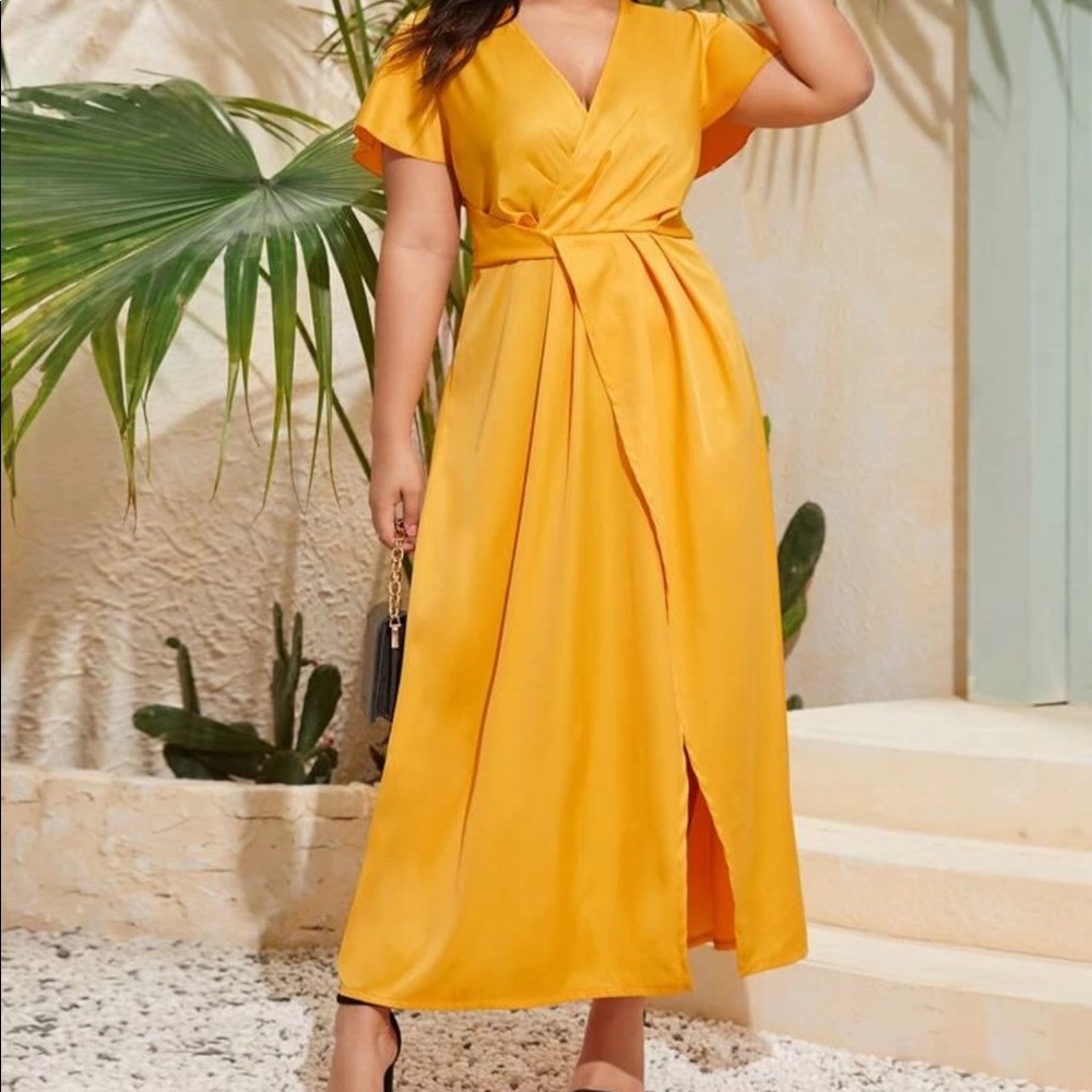 Yellow dress